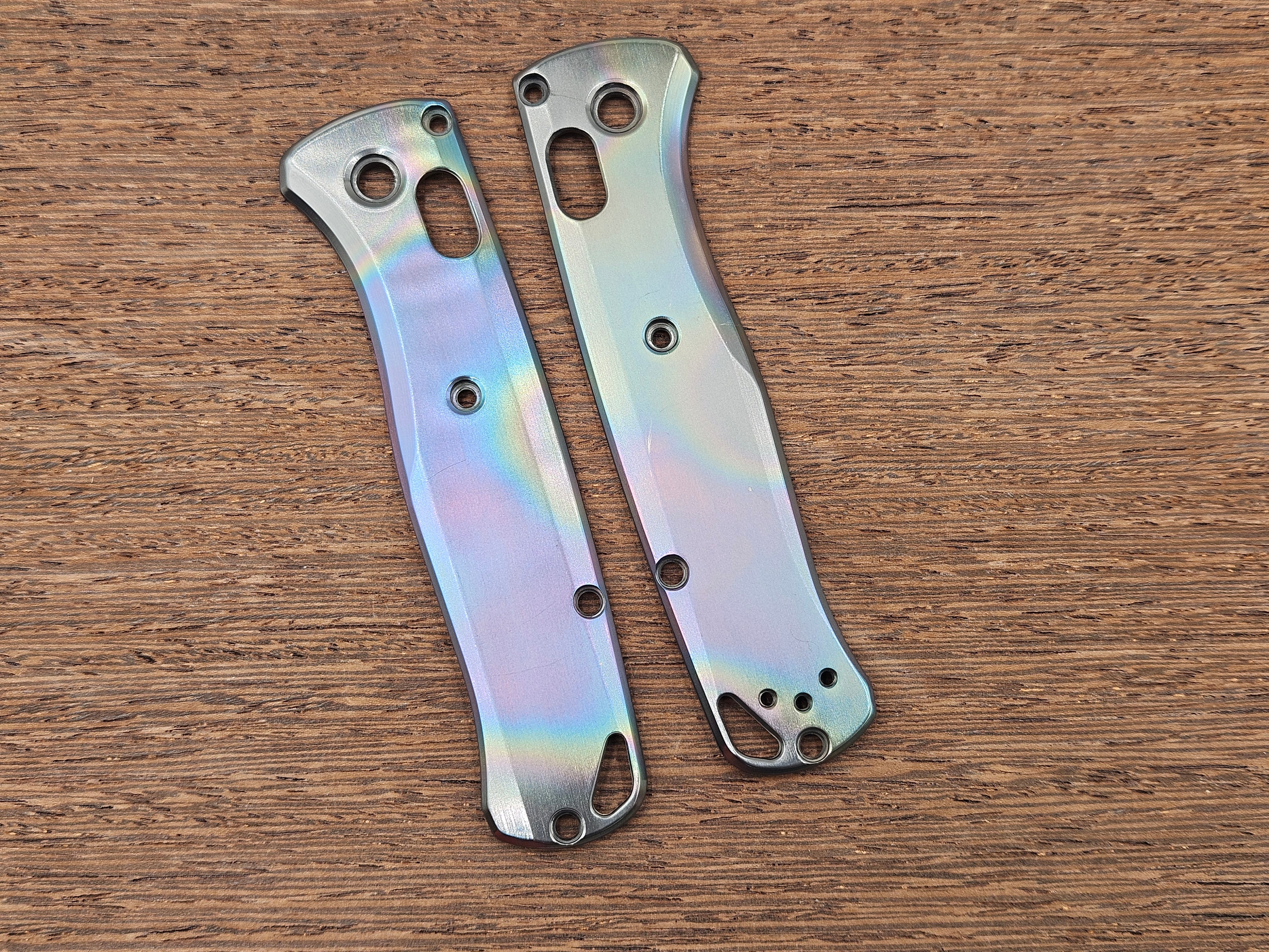 CLR Benchmade Bugout 535<br>Zirconium Standard<br>Oil Slick v2